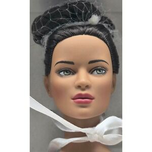 Tonner-Regina Wentworth 16" Doll NUDE "Opulent Affair" T8RWDD05 (As shown)
